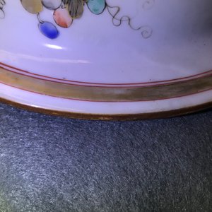 Een grote fijne Chinese famille rose dekselvaas, Yongzheng/Qianlong — foto 9