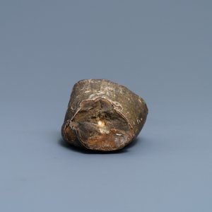 Een grote gepolychromeerde eikenhouten figuur van een Madonna met kind, 17e eeuw — foto 11