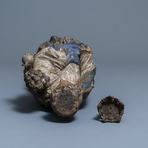 Een grote gepolychromeerde eikenhouten figuur van een Madonna met kind, 17e eeuw — foto 6
