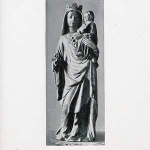Een grote gepolychromeerde kalkstenen figuur van een Madonna met kind, Champagne- of Lorrainestreek, Frankrijk, 2e helft 14e eeuw — foto 11