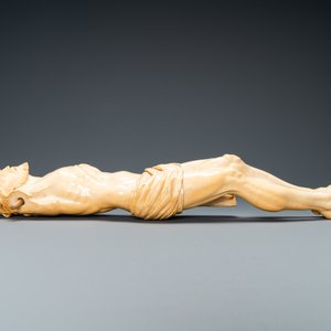 Een grote ivoren Corpus, wellicht Frankrijk, 19e eeuw — foto 7