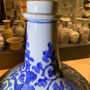 Een grote Japanse blauw-witte Arita fles, Edo, 17e eeuw — foto 7