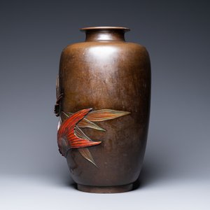 Een grote Japanse bronzen 'koi' vaas, Meiji, 19e eeuw — foto 4