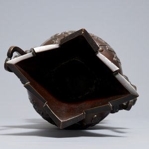 Een grote Japanse bronzen koro of wierookbrander, Meiji, 19e eeuw — foto 6
