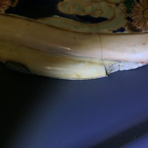 Een grote Japanse Kutani figuur van een bijin, Meiji, 19e eeuw — foto 11