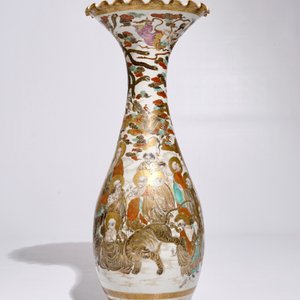 Een grote Japanse Satsuma vaas met Boeddha omgeven door Arhat, Edo/Meiji, 19e eeuw — foto 4