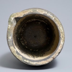 Een grote Japanse zoutglazuur steengoed gietpot, Meiji/Showa, 19/20e eeuw — foto 6