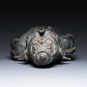 Een grote Javaanse bronzen buste van de god Shiva, Majapahit koninkrijk, Indonesië, wellicht 15/16e eeuw — foto 6