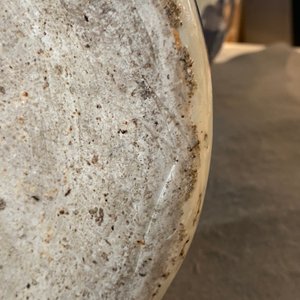 Een grote keizerlijke Chinese blauw-witte 'zun' vaas, Wanli merk en periode — foto 35