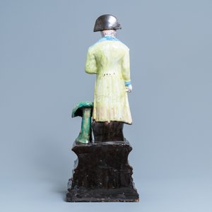 Een grote polychrome aardewerken fontein met Napoleon, Frankrijk, 19e eeuw — foto 4