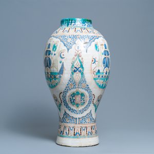 Een grote polychrome aardewerken vaas, Marokko of Tunesië, ca. 1900 — foto 4
