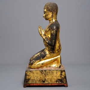 Een grote Thaïse verguld bronzen figuur van Moggallana, Ayutthaya periode, 17e eeuw — foto 5