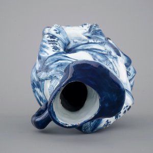 Een grote blauw-witte Delfts aardewerken "Bobbejak" tafelfontein, 18e eeuw — foto 6