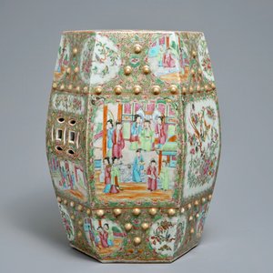 Een hexagonale Chinese Canton famille rose tuinzit, 19e eeuw — foto 3