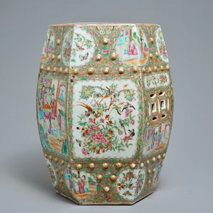 Een hexagonale Chinese Canton famille rose tuinzit, 19e eeuw — foto 7