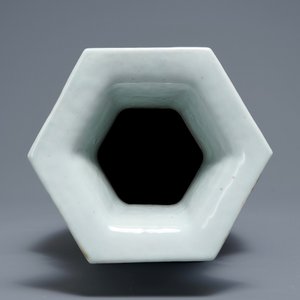 Een hexagonale Chinese famille rose 'Wu Shuang Pu' vaas, 19e eeuw — foto 5