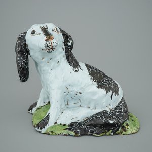 Een hond in polychroom Brussels aardewerk, 18e eeuw — foto 3