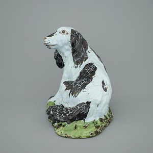 Een hond in polychroom Brussels aardewerk, 18e eeuw — foto 6