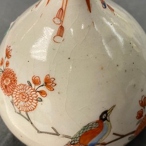 Een in Kakiemon-stijl in Nederland beschilderde Japanse vaas, Edo, 17/18e eeuw — foto 11