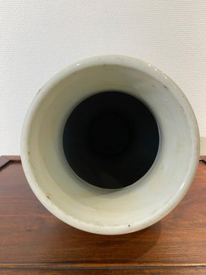 Een in Nederland overgedecoreerde Chinese blauw-witte vaas, Kangxi — foto 6