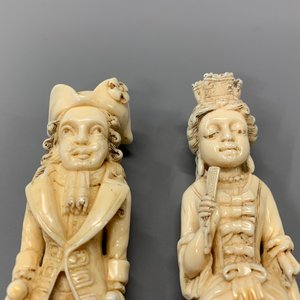 Een Indo-Portugese of Hispano-Filippijnse erotische ivoren mes- en vorkgreep, 17e eeuw — foto 8