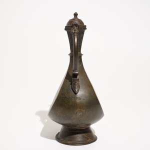 Een Islamitische bronzen kan met inscriptie, Qajar, Iran, 19e eeuw — foto 2