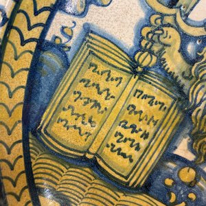 Een Italiaanse majolica schotel met de leeuw van Sint-Marcus, Deruta, 2e kwart 16e eeuw — foto 5