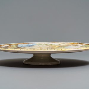 Een Italiaanse majolica tazza met fijn bijbels decor, Castelli, atelier Grue, 18e eeuw — foto 3