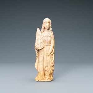 Een ivoren figuur van Sint-Barbara, 19e eeuw — foto 2