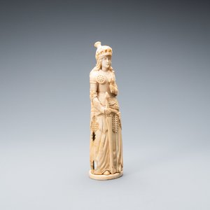 Een ivoren triptiekfiguur van Jeanne d'Arc, Dieppe, Frankrijk, 19e eeuw — foto 1