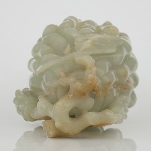 Een jade boeddha hand op houten sokkel, Qing dynastie, 18de eeuw — foto 7