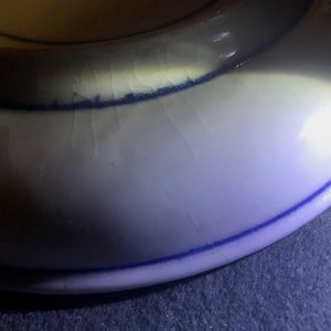 Een Japans blauwwit Ai-Kutani bord met twee herten, Edo, 17e eeuw — foto 11