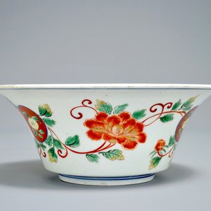 Een Japanse Arita kom in Imari-Kinrande stijl voor de binnenlandse markt, Wanli merk, Edo, 17/18e eeuw — foto 3