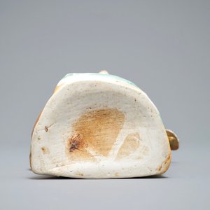 Een Japanse Arita wandvaas met een aap op een boom, Edo, 17/18e eeuw — foto 5