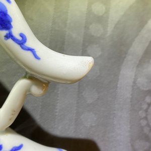 Een Japanse blauw-witte Arita kan, twee schotels en een ovaal schoteltje, Edo, 17/18e eeuw — foto 15