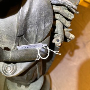 Een Japanse bronzen en koperen figuur van Kanzeon Bosatsu met inscriptie, Edo — foto 22