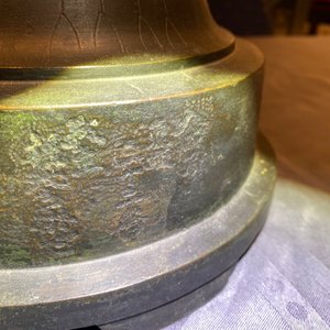 Een Japanse bronzen en koperen figuur van Kanzeon Bosatsu met inscriptie, Edo — foto 28