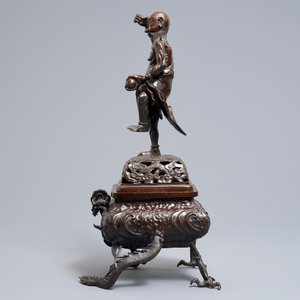 Een Japanse bronzen wierookbrander op drakenpoten, Edo of Meiji, 18/19e eeuw — foto 5