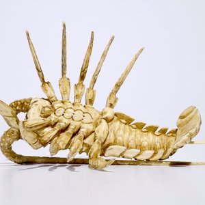 Een Japanse ivoren okimono van een kreeft, Meiji, 19e eeuw — foto 6
