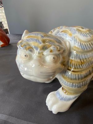 Een Japanse koro in de vorm van een man op een tijger, Hirado, Edo, 19e eeuw — foto 6