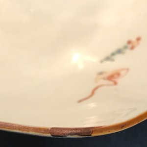 Een Japanse lotusvormige Kakiemon kom met spelende jongens, Edo, 17e eeuw — foto 8