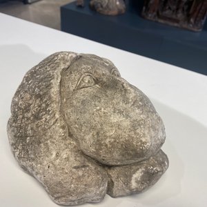 Een kalkstenen vrouwenhoofd, 16e eeuw — foto 4