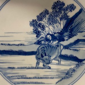 Een keizerlijke Chinese blauw-witte 'rijstproductie' kom, Kangxi merk en periode — foto 30