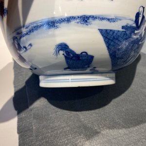 Een keizerlijke Chinese blauw-witte 'rijstproductie' kom, Kangxi merk en periode — foto 49