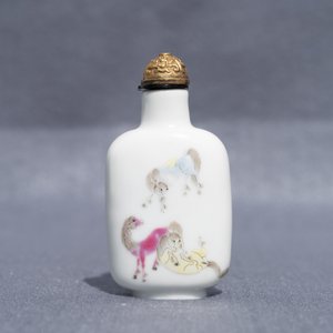 Een keizerlijke Chinese famille rose 'Bajuntu' snuiffles, Daoguang merk en periode — foto 13