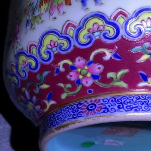 Een keizerlijke Chinese famille rose 'drakenboot festival' vaas, Jiaqing merk en periode — foto 25