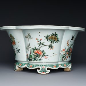 Een keizerlijke Chinese famille verte jardinière, Kangxi merk en periode — foto 6