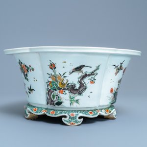 Een keizerlijke Chinese famille verte jardinière, Kangxi merk en periode — foto 12