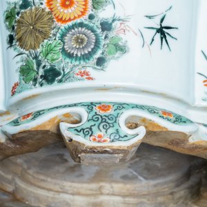 Een keizerlijke Chinese famille verte jardinière, Kangxi merk en periode — foto 30