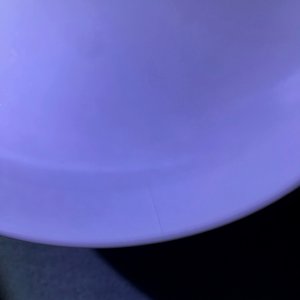 Een keizerlijke Chinese monochroom witte stem cup, Qianlong merk en periode — foto 9